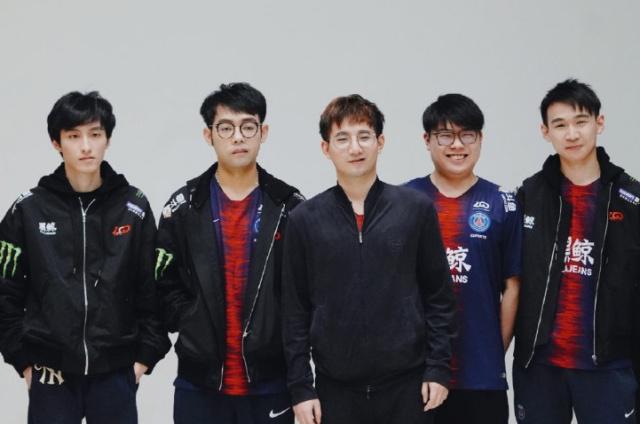 决胜巅峰 决胜巅峰